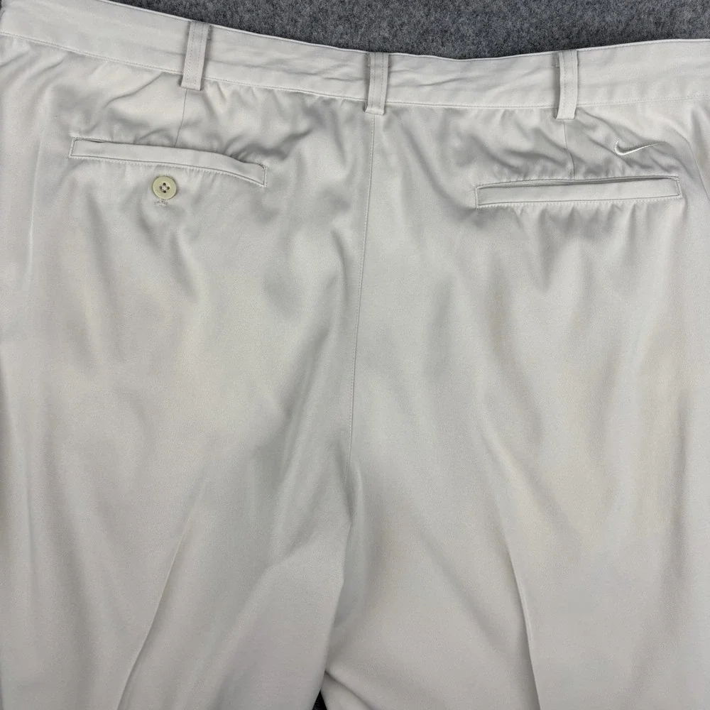 Nike Dri Fit Golf Pants Mens 40x30 (Fits 40x28) Light Khaki Athletic Chino EUC